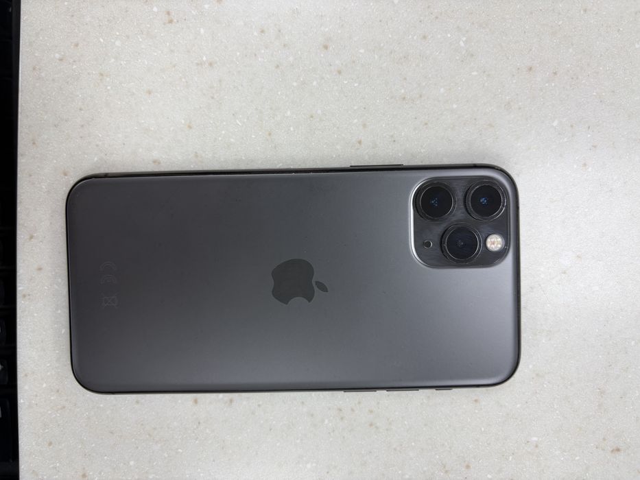 Iphone 11 pro в хорошем состоянии