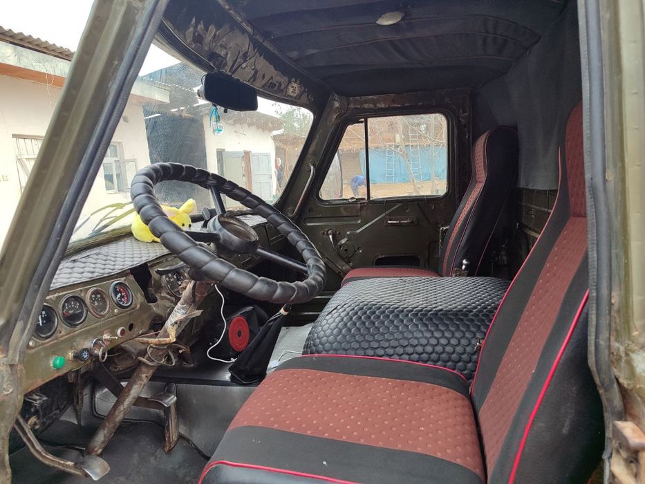 Uazik Sotiladi 4 balon yangi