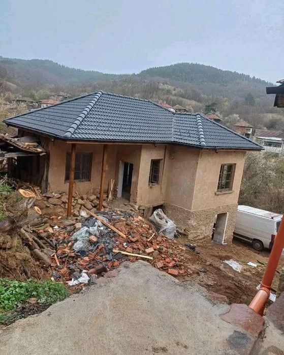 Ремонт на покриви в цялата страна