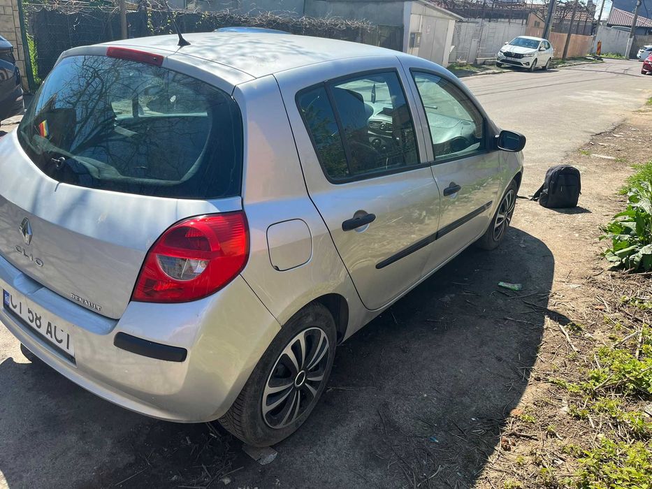 RENAULT Clio 0 — imagine 3