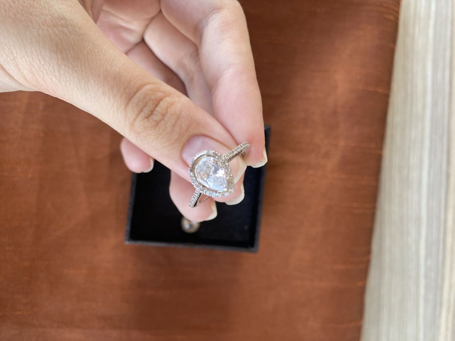 Уникален сребърен комплект “Сълза”