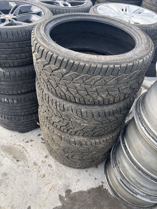 4 buc cauciucuri anvelope iarna 245 40 R18