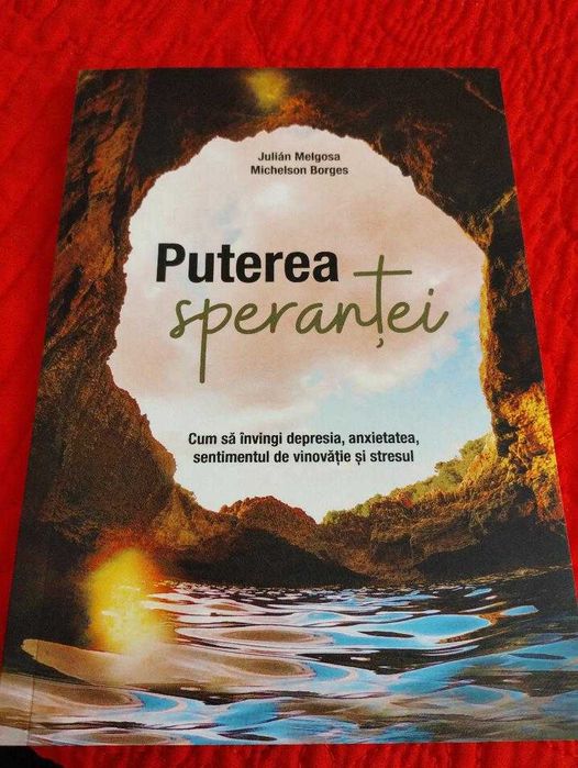 3 carti religie, arta, stare buna