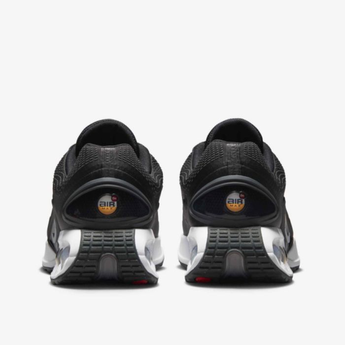 Оригинални мъжки маратонки Nike Air Max DN DV3337-012