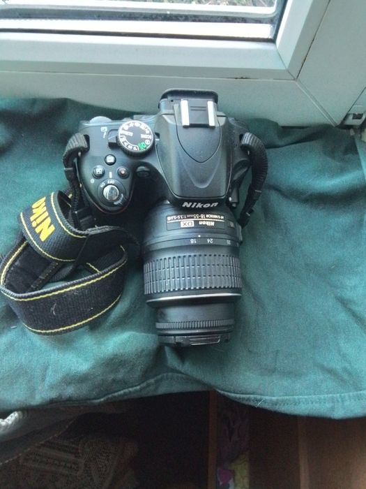 Продаёт фотоаппарат Nikon D5100