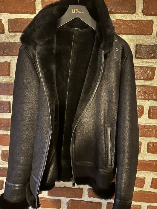 Vand jacheta barbateasca noua din blana naturala