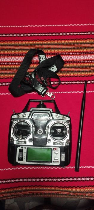 Батерия и дистанционно FLY SKY FS-T6 за лодка за захранка