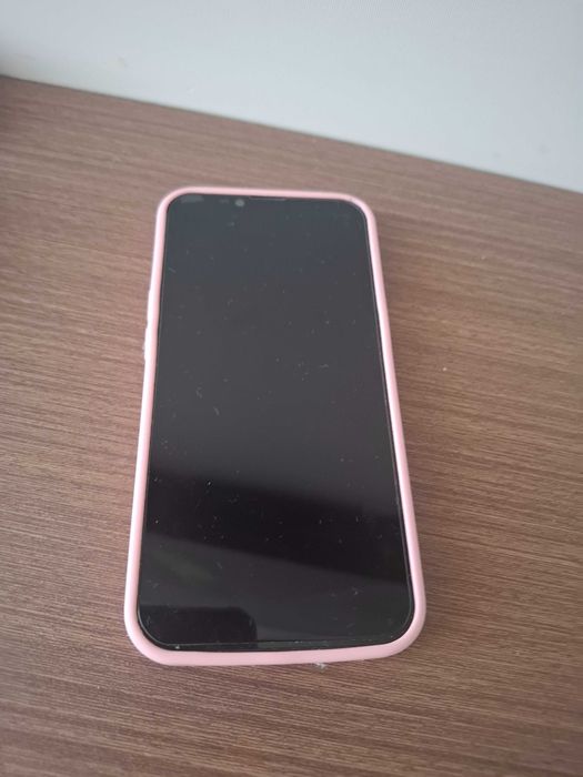 Продам iPhone 13
