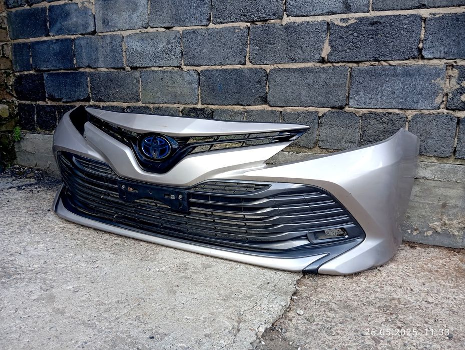 Бампер Toyota Camry 70