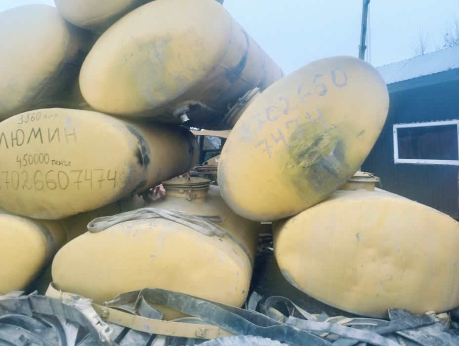 Алюминий бочка 4куб