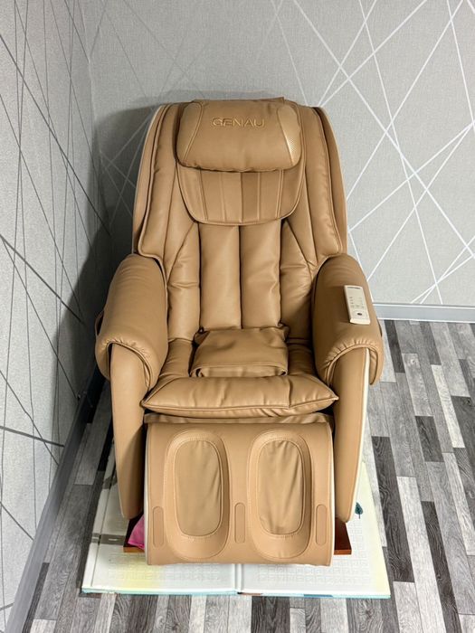 Продам массажное кресло Genau