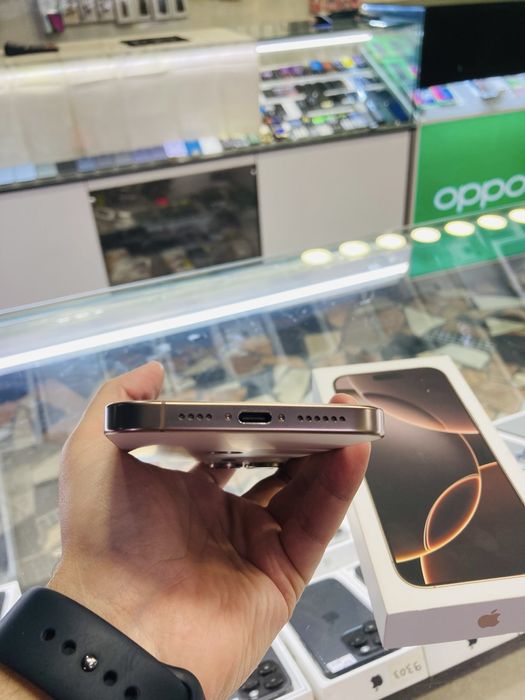 iPhone 16 Pro Max 256 gb desert