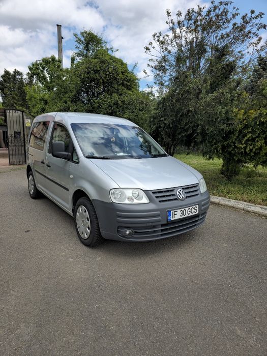 Volkswagen Caddy Life 1.6 benzina 105 Cai 7 persoane intretinut