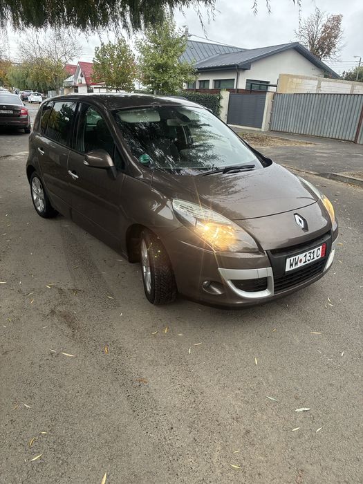 RENAULT Scenic 2012 — imagine 5