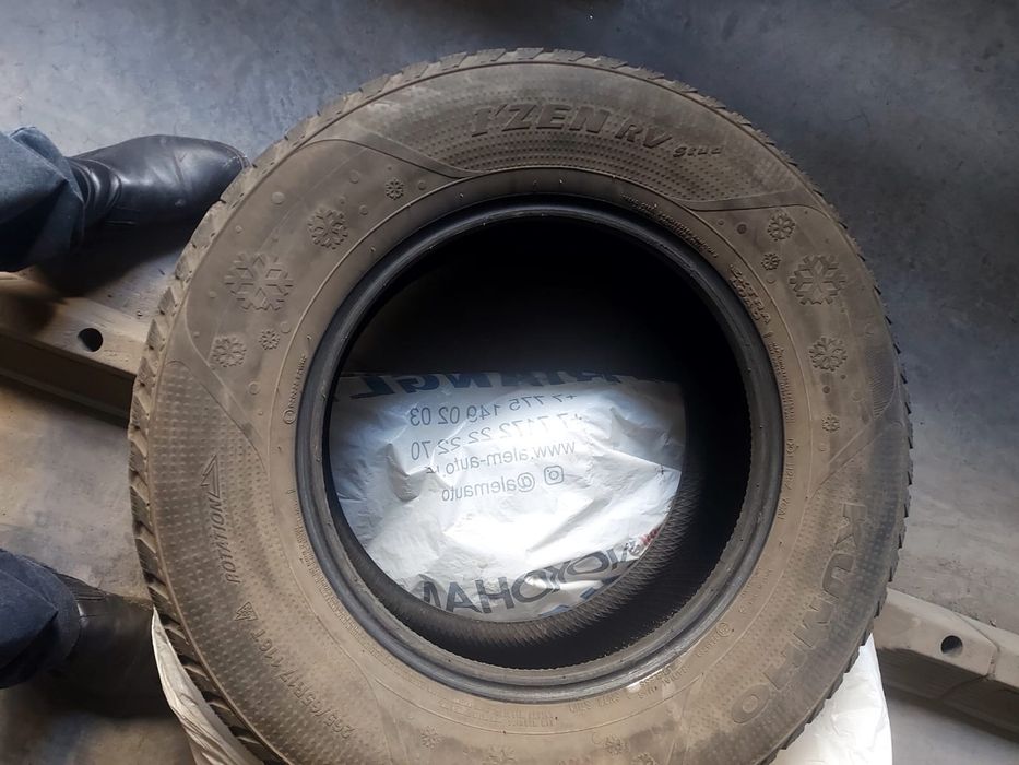 Продам зимние шины Kumho
