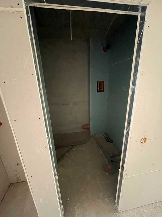 Продава се Двустаен апартамент в София, Център - 73 кв.м за 2233 €/кв.м - Снимка #4