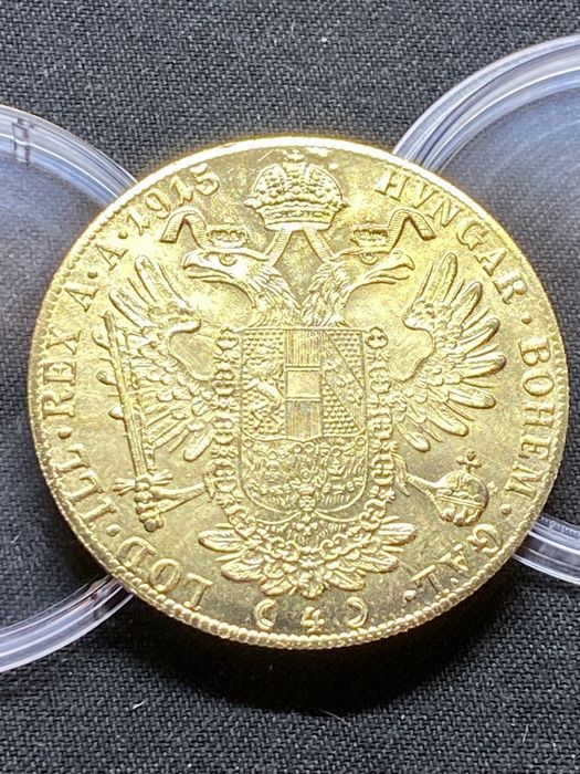 Сувенирни позлатени монети. Цената е за брой!