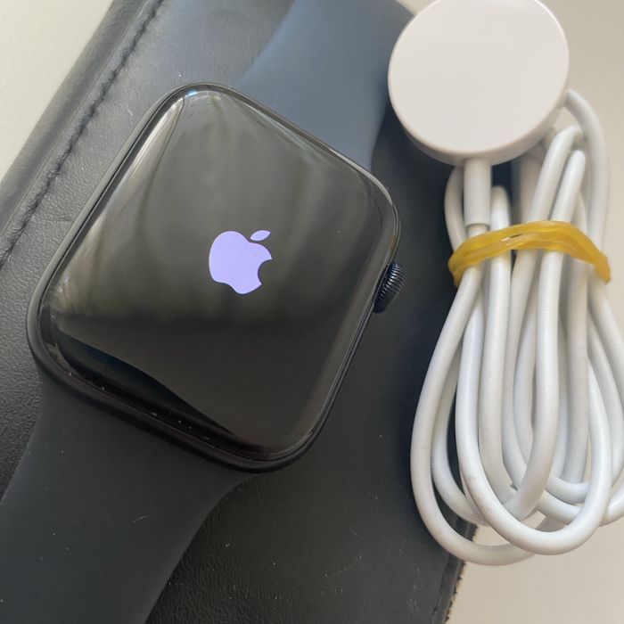 Apple Watch SE2 44mm Новые