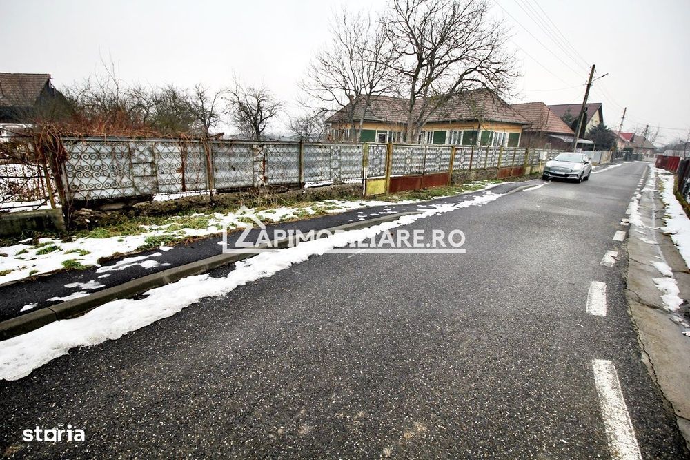 Casa 3 camere,1 baie,100 mp, 2.700 mp teren,0% comision