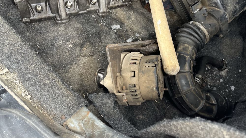 Продам матор 2115 комплект