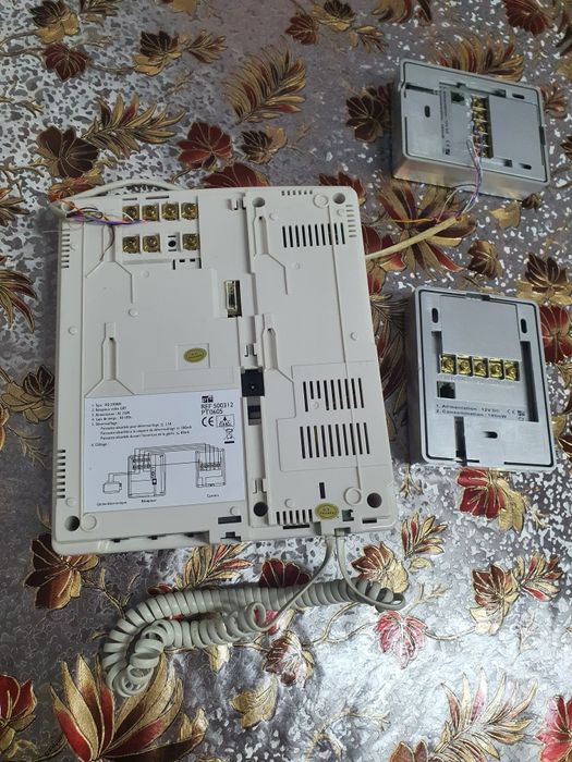 Video interfon ( sonerie cu camera )