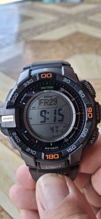 Часовник CASIO Pro Trek