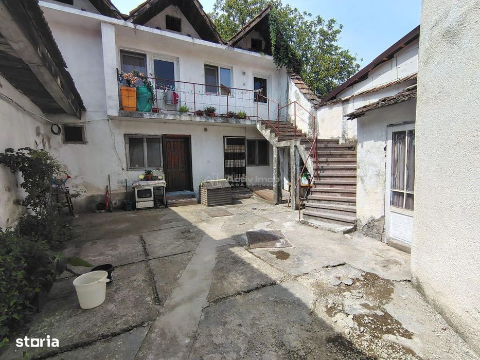 Caransebes, Casa 6 Camere,  Zona Centrala