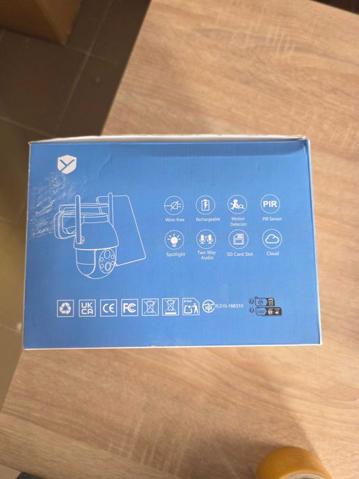 Camera de supraveghere wireless YESYAMO 2K cu panou solar
