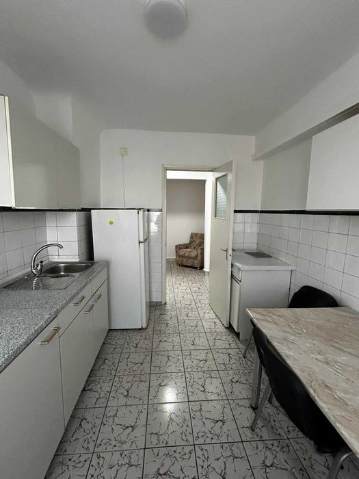Inchiriez Apartament 2 camere, Ploiesti-Vest, Str. Gh. Gr. Cantacuzino