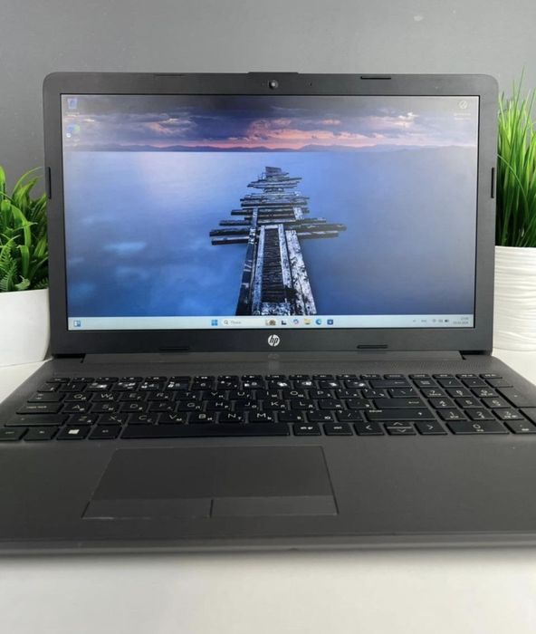 Ультрабук Hp Core i5-8250
