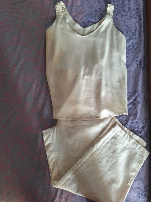 Дамски потник и панталон