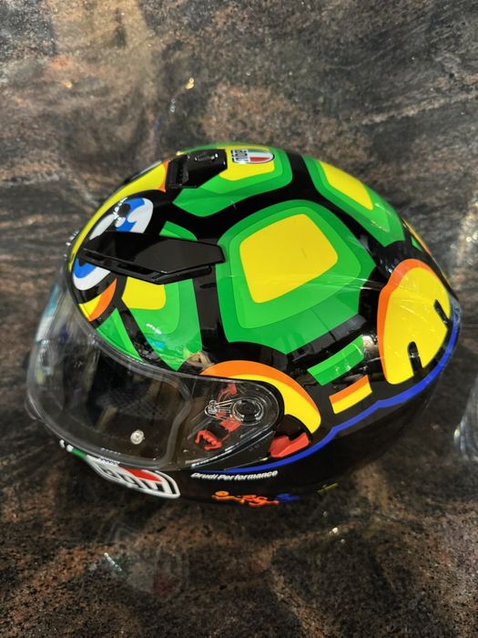 Каска AGV за мотор или скутер