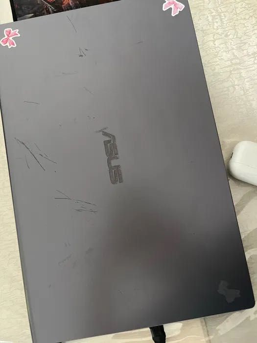 ASUS 15.6” Full HD / 8 ГБ / SSD 256 ГБ
