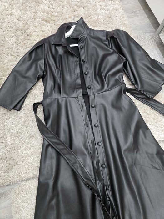 Кожена рокля бордо