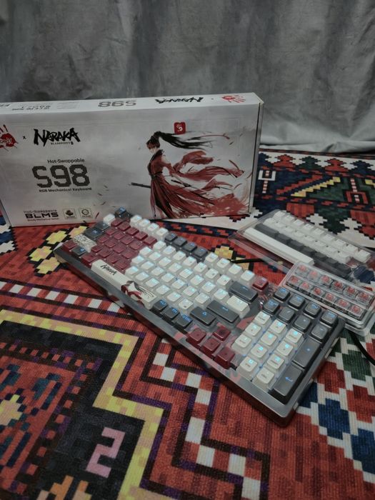 Игровая Клавиатура Bloody S98 Naraka ; механическая Клавиатура