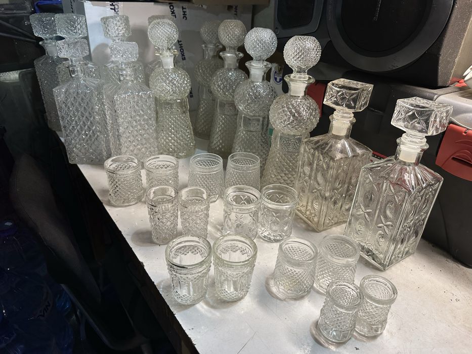 Гарафа с чаши. Ретро бутилки/шишета за алкохол