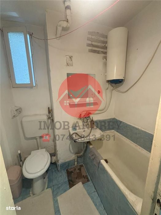 Apartament 2 camere de vanzare, 40 mp, etaj 2