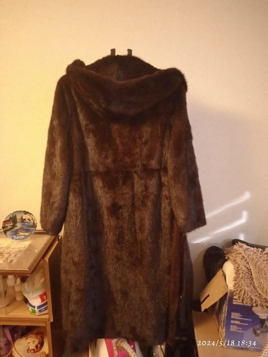 Продам норковую шубу
