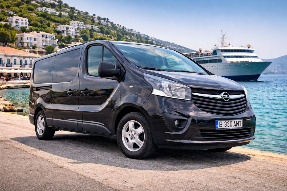 inchiriez microbuz 8+1 Opel Vivaro,Renault Trafic