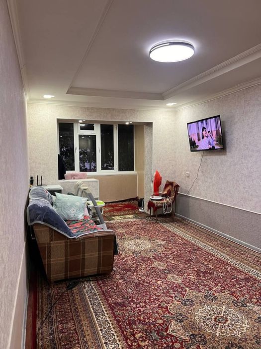 Киргули широткада квартира сотилади