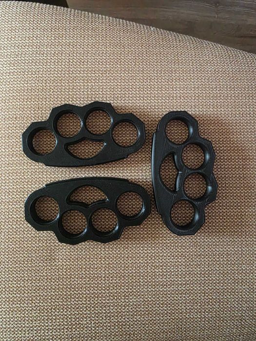 Пластмасов бокс / уред за самозащита