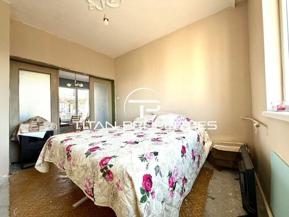 След ремонт! Тристаен апартамент в жк. Тракия