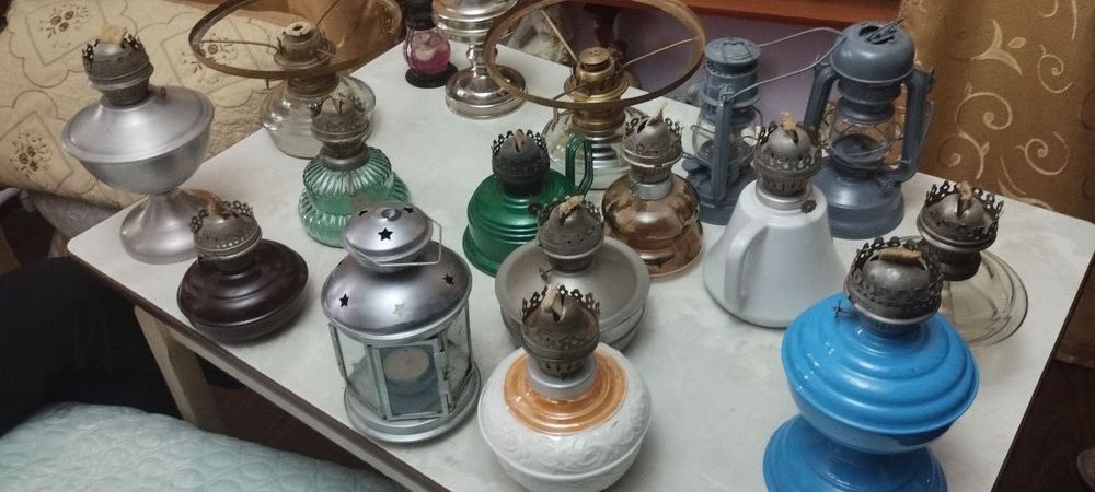 Керосиновые лампы и керогазки