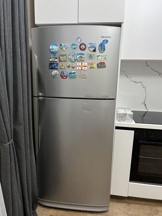 Продам холодильник Самсунг