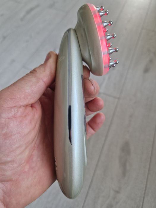 Perie electrică de păr, cu laser