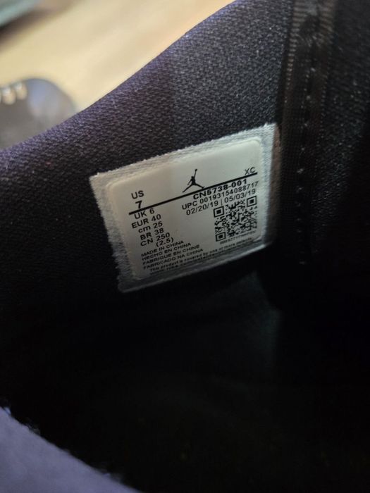 Air jordan x comme des garcons