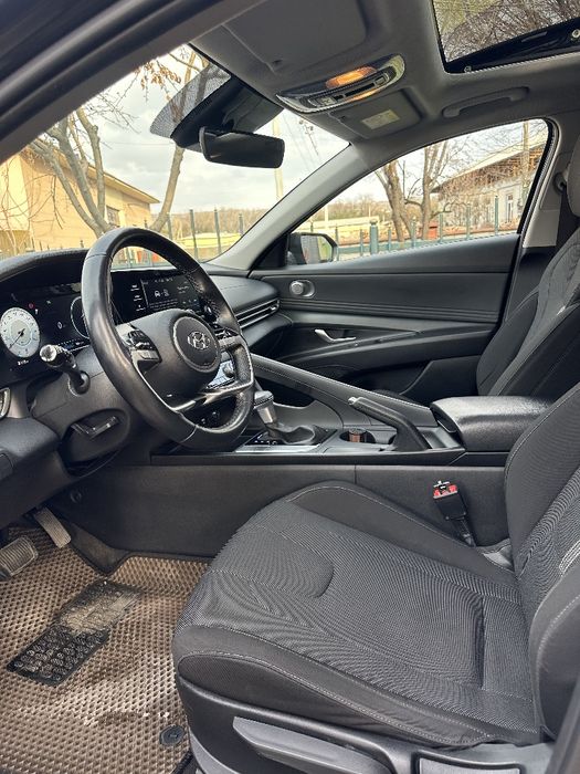 Продается Hyundai Elantra 2022