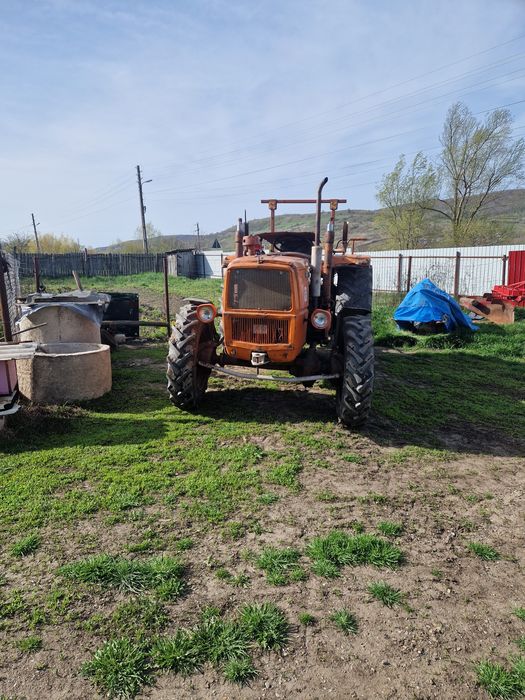 Vând tractor Fiat 615om 4x4 70