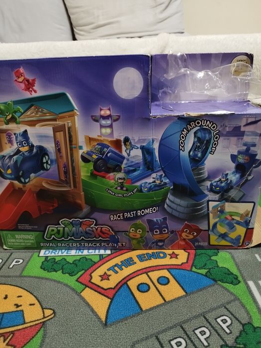 Детска писта от детското филмче PJ mask