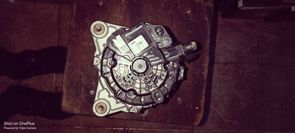 Alternator Dacia Logan 3 motor 1.0
